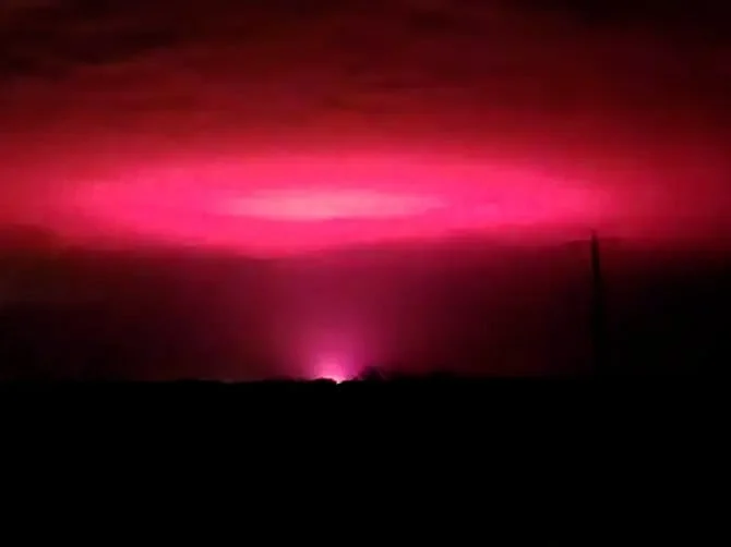 Fenomena Langit Merah Australia Memukau: Penyebab, Dampak, dan Prediksi Terbaru