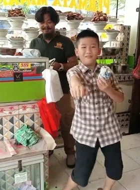 Gegara “Video Semi”, Warung Makan di Mempawah Ini Mendadak Viral – suarakalbar.co.id