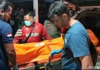 Jasad Karyawan Ditemukan dalam Freezer Kios Ayam Geprek Bekasi Viral, Polisi Tangkap 2 Terduga Pelaku – Sapos – Samarinda Pos