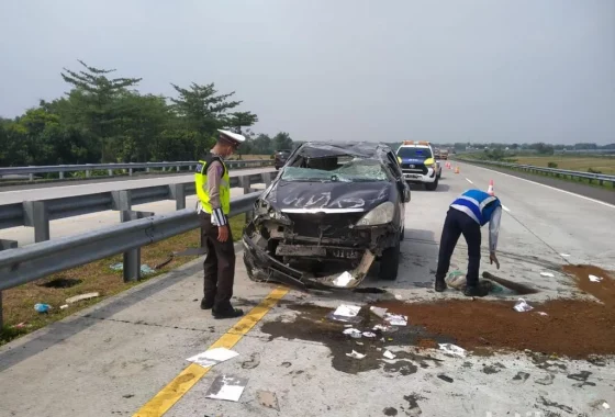 Korban kecelakaan Tol Solo-Ngawi, alami luka di kepala, meninggal dalam perjalanan ke RSUD Sragen [titlebase] – Tragedi yang Mengguncang Pengendara