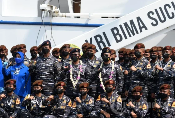 KRI Bima Suci kembali berlayar, bawa 52 kadet dari 24 negara sahabat [titlebase] – Mempererat Kerjasama Militer Regional