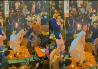 Link Video Viral di Batang, Perempuan Joget di Kerumunan Warga Tuai Reaksi – beritasatu.com