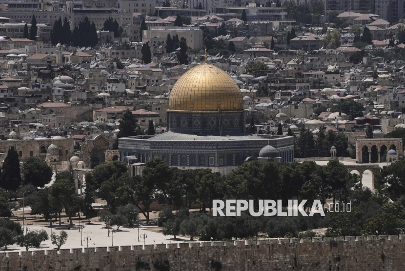 Masjid Al-Aqsa ditutup sebulan, Indonesia dan 7 negara kecam Israel [titlebase] – Kontroversi Global Meningkat