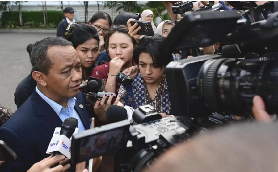 Prabowo Panggil Bahlil ke Istana Bahas Suntik Mati PLTD, Langkah Besar Transisi Energi Nasional