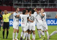 Sinyal Hot Transfer di Luar Dugaan Liga 1 2026: Persib and Persebaya Bikin Persija Kebakaran Jenggot [titlebase] – Drama Transfer Terpanas Tahun Ini