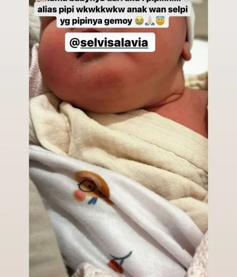 Sosok Selvi Salavia, Kakak Tasya Farasya yang diprotes Tasyi: Upload foto padahal nggak mau nyapa [titlebase] – Kontroversi Heboh di Dunia Hiburan