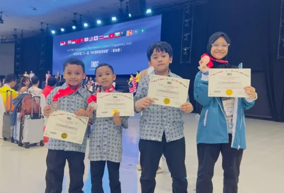Tiga siswa SMAMX harumkan Indonesia di Singapura, ini kisahnya [titlebase] – Prestasi Gemilang di Kancah Internasional