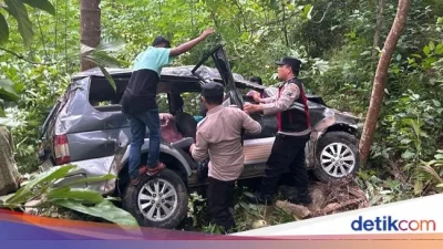 Tragedi Mengguncang: Mobil rombongan pengantin masuk jurang di Layang Lekat Bengkulu Tengah, korban tewas jadi 3 orang [titlebase]