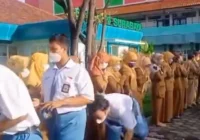 Video Wanita Tanpa Busana saat Acara Halal Bihalal di Kabupaten Batang Viral, Diduga Punya Kondisi Psikologis – tvonenews.com