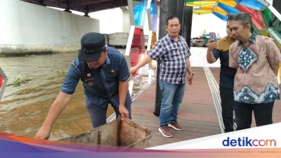 Viral di Medsos, Petugas Buang Sampah ke Sungai Picu Kecaman – Berita Borneo: Fakta Lengkap dan Reaksi Publik