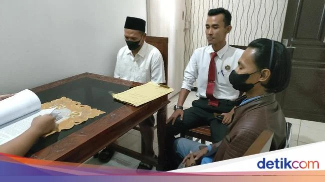 Viral! Guru Ngaji di Kota Probolinggo Banting Murid, Dipicu Masalah Sepele – beritajatim.com