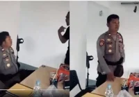 Viral Pria di Tangsel Sebar Brosur 'Jasa Oral Seks', Polisi Turun Tangan – detikNews: Kasus Menjadi Sorotan Nasional