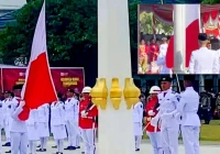 Viral Video Bendera Terbalik, Lanal Nabire Tegaskan Rekayasa AI – MataPapua: Fakta Lengkap dan Analisis