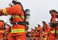 Viral Video Petugas Damkar Samarinda Tangani Orang Kesurupan saat Lebaran – detikcom Jadi Sorotan Nasional