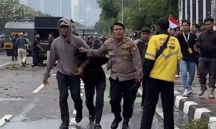 Viral Warga Tambora Gerebek Kencan Sejenis, Polisi: Tak Ada Pidana – beritasatu.com: Fakta Lengkap dan Analisis