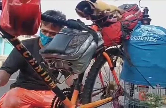 Viral! Warga Tangsel Nekat Mudik ke Palembang Naik Sepeda – MPN Indonesia