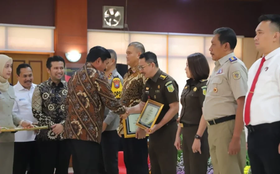 2 jaksa di Kejati Jawa Timur diperiksa dan diamankan Kejagung, salah satunya Aspidum [titlebase]