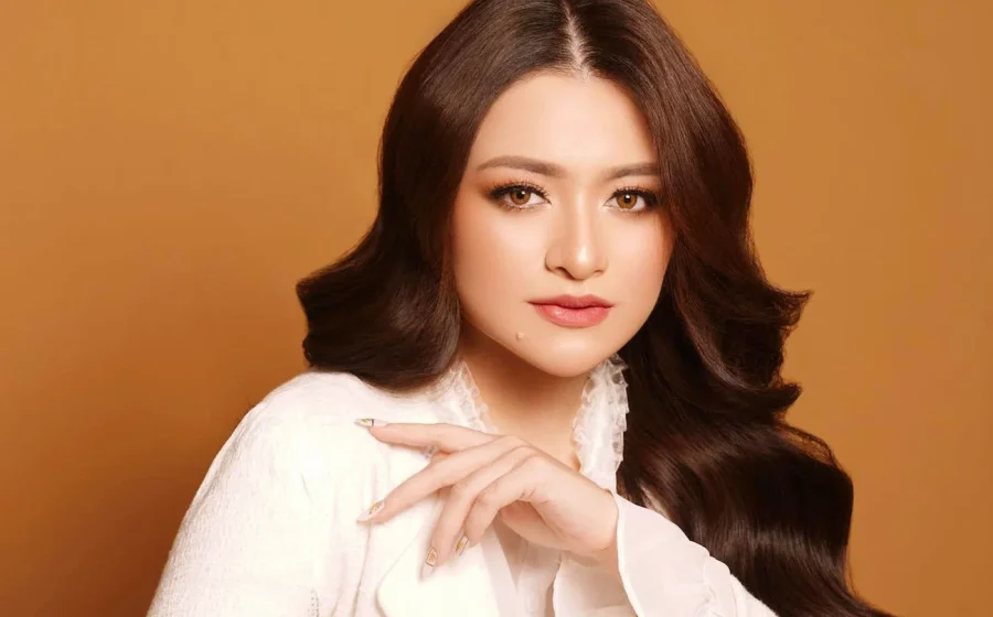 3 Berita Artis Terheboh: Lagu Erika Viral dan Banjir Kritikan, ITB Minta Maaf – JPNN.com