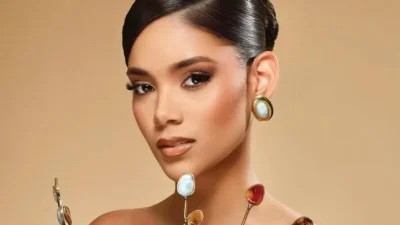 7 potret Miss World Republik Dominika 2025 Joheirry Mola, anggun banget! [titlebase] – Simak Keanggunannya di Panggung Dunia