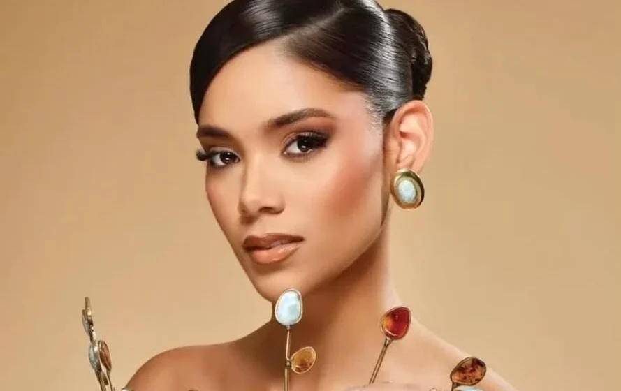 7 potret Miss World Republik Dominika 2025 Joheirry Mola, anggun banget! [titlebase] – Simak Keanggunannya di Panggung Dunia