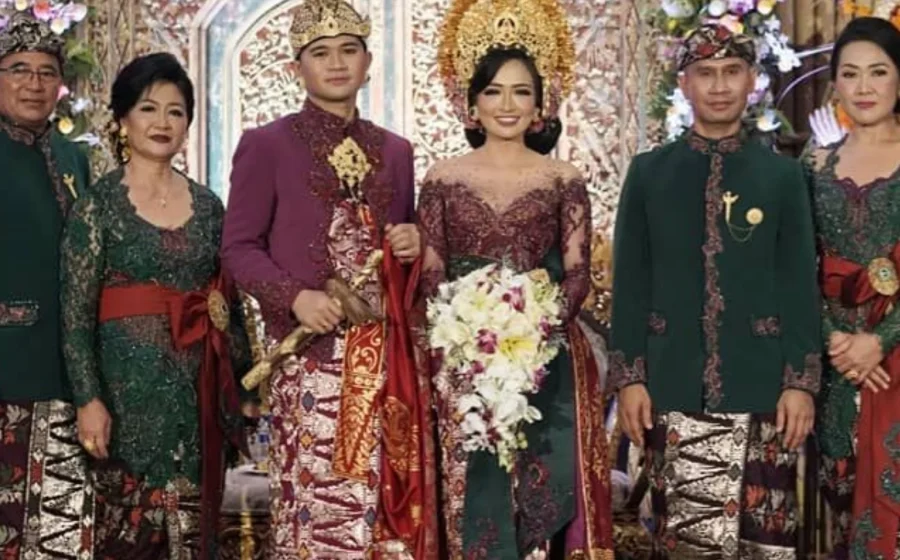 8 potret glamor deretan artis di pernikahan anak Ajik Krisna di Bali [titlebase] – Kilau Selebriti di Pulau Dewata