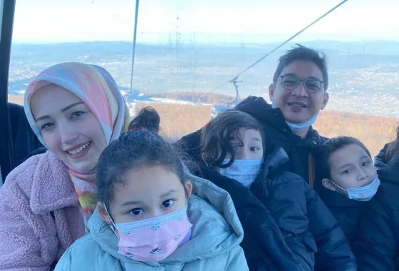 9 potret Adelia Pasha dan anak liburan ke Yogya dan Candi Borobudur [titlebase] – Liburan Keluarga yang Menginspirasi