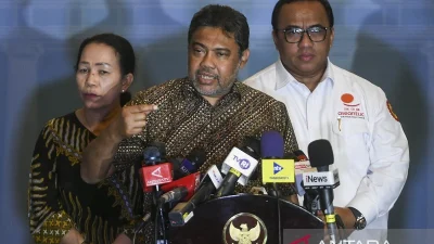 Annie Areeya Angkat Bicara Soal Video Viral Bersama Aisar Khaled – BeritaSatu.com: Klarifikasi dan Fakta Terbaru