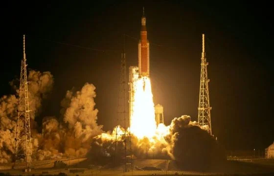 Arab Saudi luncurkan satelit Shams dalam misi Artemis II [titlebase] – Langkah Besar ke Luar Angkasa