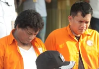 Duduk perkara kasus peluru nyasar yang mengenai 2 siswa SMP di Gresik, diduga milik marinir [titlebase]: Fakta Lengkap dan Tindak Lanjut