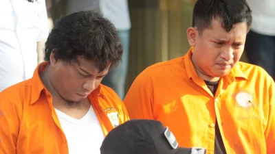 Duduk perkara kasus peluru nyasar yang mengenai 2 siswa SMP di Gresik, diduga milik marinir [titlebase]: Fakta Lengkap dan Tindak Lanjut