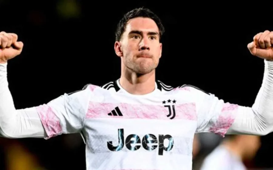 Dusan Vlahovic Catat Gol Spektakuler, Bawa Juventus ke Puncak Serie A