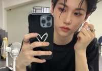 Felix Stray Kids Viral Berfoto Selfie dengan Ketua Samsung Lee Jae Yong – WowKeren: Detik-detik Menggemparkan