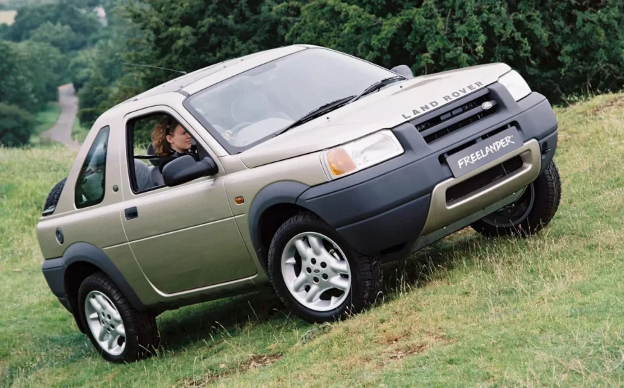 Freelander Terlahir Kembali. Langsung Didapuk Jadi Mobil Canggih Dengan Off-road Handal [titlebase] – Inovasi Terbaru Land Rover untuk Pecinta Off-road