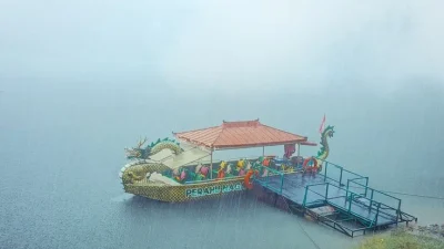 Gethuk Viral ‘Santrine Kyai’ Telaga Ngebel Ponorogo: Rasa Autentik, Promosi Nyentrik – mediaponorogo.com