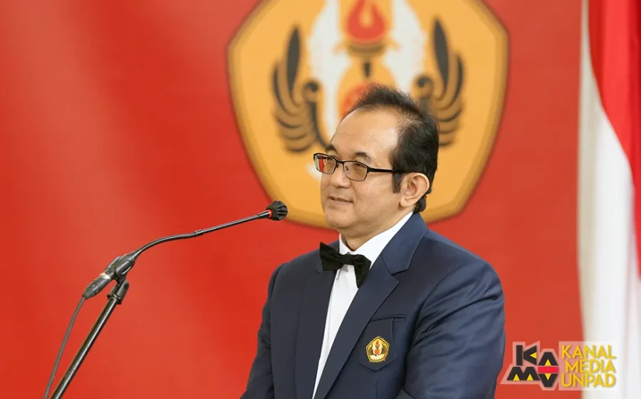 Guru Besar Unpad Lecehkan Mahasiswi Asing, Komisi X DPR Dorong Sanksi Tegas – detikNews: Kontroversi Meningkat