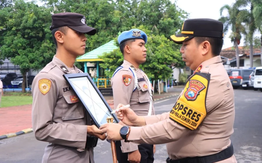 GYK dipecat dari Polri, Kapolres Jembrana beri tanda silang pada fotonya [titlebase] – Fakta Lengkap dan Dampaknya