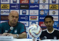 Hal yang ditakuti pelatih Persib Bandung dari Semen Padang FC [titlebase]: Mengungkap Ancaman Taktik dan Tekanan