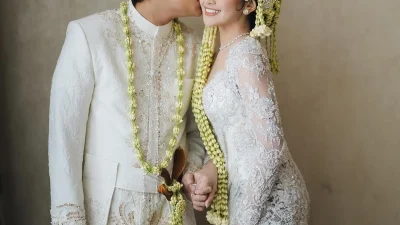 Inayah Wahid menikah dengan pengasuh ponpes di Sumenep, prosesi digelar sederhana [titlebase] – Detik Eksklusif