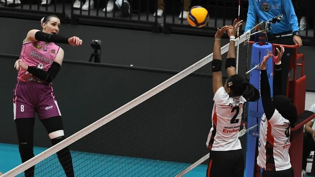 Irina Voronkova: Bintang Baru Dunia Seni yang Menggebrak Panggung Internasional