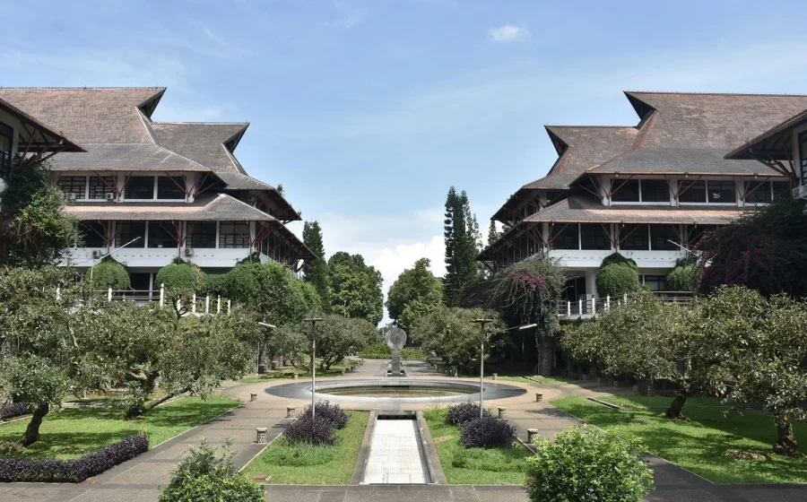 ITB Tegaskan Komitmen Lingkungan Kampus Aman Usai Viral Lagu Erika – detikcom: Respons Resmi Universitas