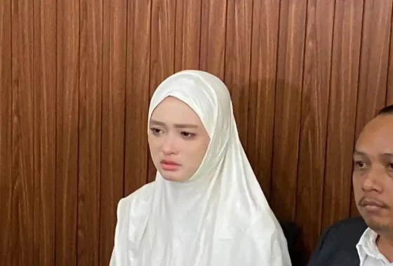 Jadi saksi kasus Inara Rusli, Virgoun dicecar 80 pertanyaan [titlebase] – Ungkap Semua Detil Pengadilan