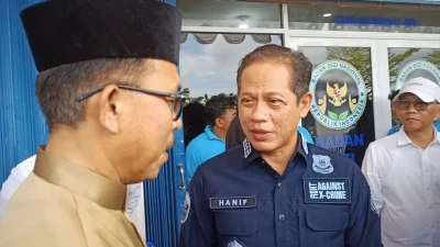 Kadisdik Batam Sampaikan Permohonan Maaf Terkait Foto Viral ASN di Kafe, Tegaskan Tak Ada Intervensi Berita – BatamInfo.co.id