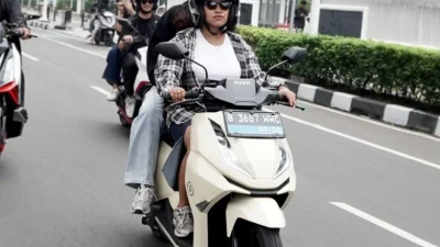 Kepala BGN Klarifikasi Video Viral Ribuan Motor Listrik – DW.com: Penjelasan Lengkap