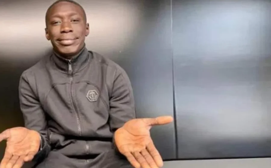 Khaby Lame Pecahkan Rekor: Dari TikTok ke Panggung Global, Kisah Sukses yang Menginspirasi