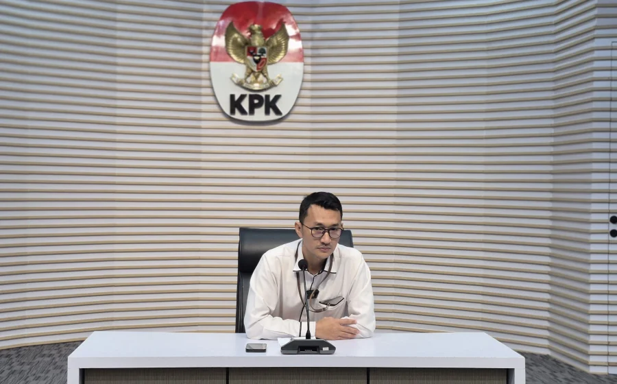 KPK dalami kesaksian Haji Her soal cukai rokok [titlebase] – Ungkap Fakta Baru