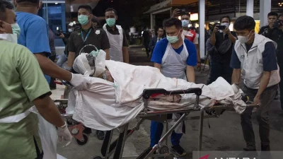 Ledakan SPBE di Bekasi, 10 korban dilarikan ke rumah sakit [titlebase] – Kronologi Lengkap dan Tanggapan Pemerintah