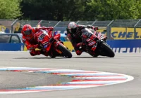 Marc Marquez angkat topi! Marco Bezzecchi jadi ‘monster’ baru yang tak terbendung di MotoGP 2026 [titlebase] – Analisis Lengkap