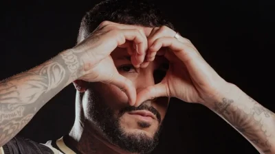 Maxwell Souza Guncang Industri Musik: Kisah Sukses yang Menginspirasi