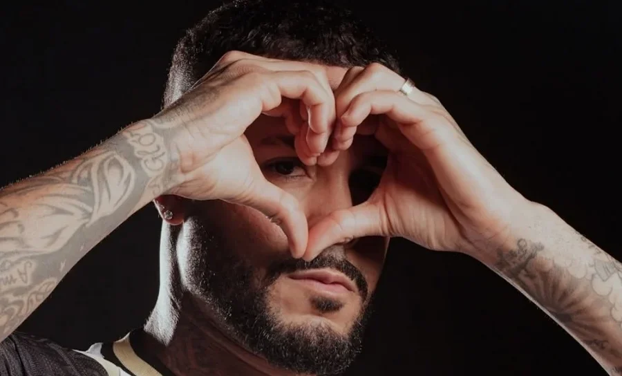 Maxwell Souza Guncang Industri Musik: Kisah Sukses yang Menginspirasi