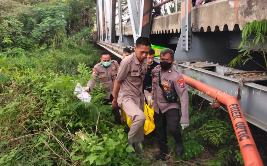 Mayat Pria Kembali Ditemukan di Bawah Jembatan Cangar – detikcom: Fakta Lengkap dan Dampaknya